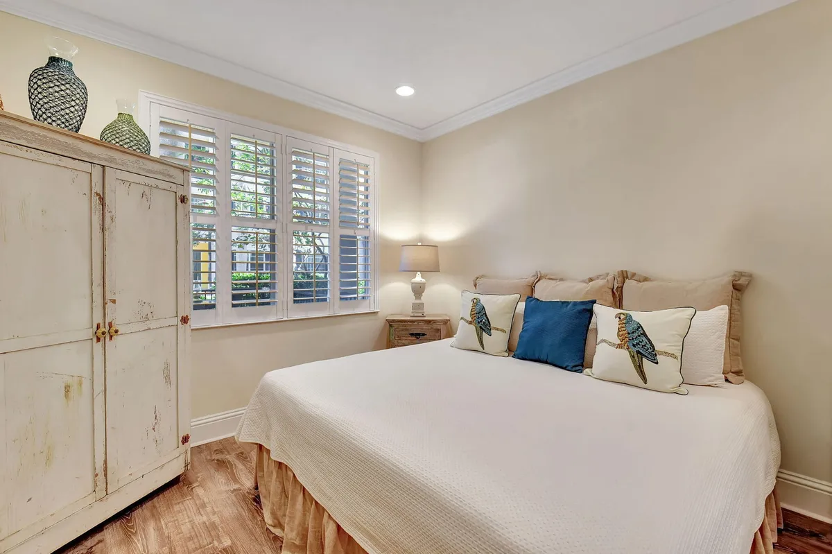 Latitude Delray Unit 102 photo 19