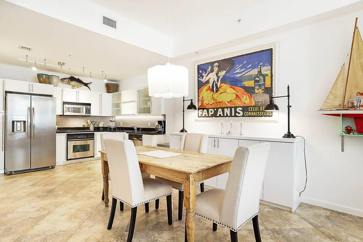 Villa Lofts Unit 304 photo 7