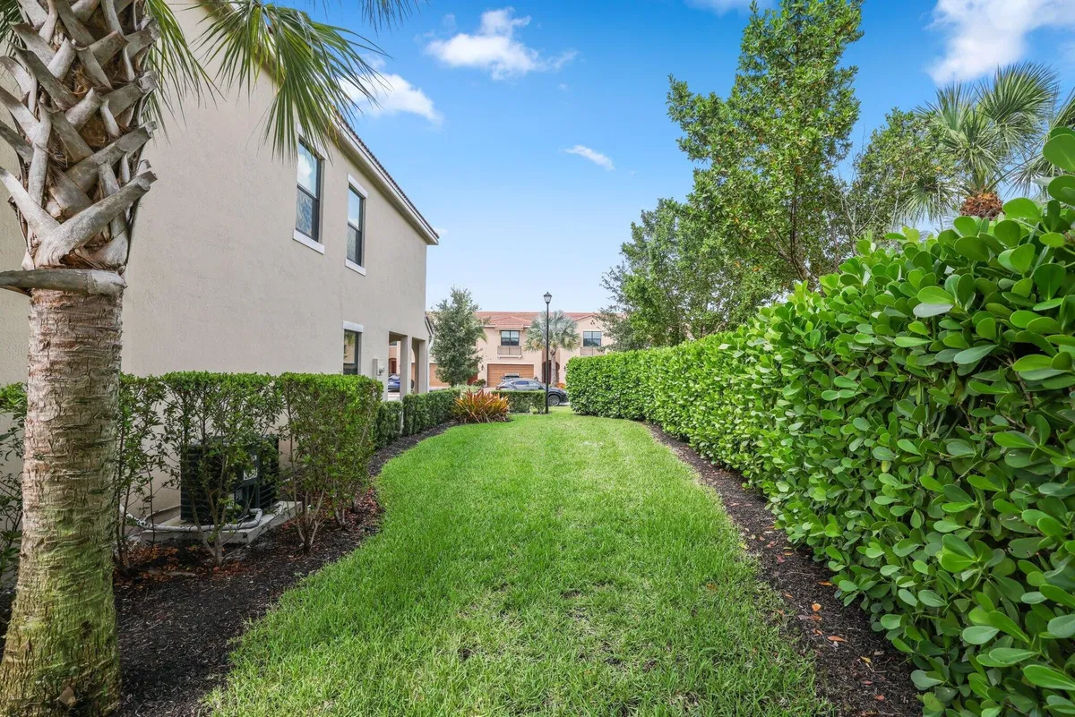 Enclave at Boca Dunes Residence photo 28