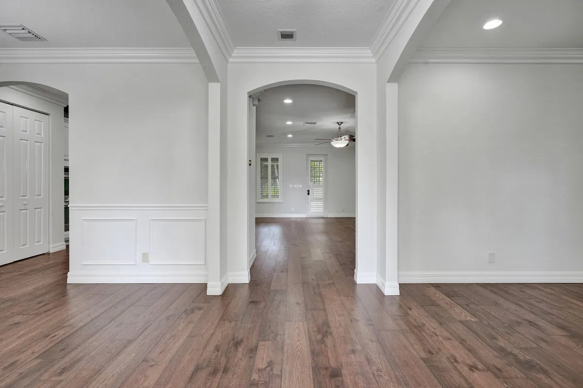 Canterbury Place Residence photo 13