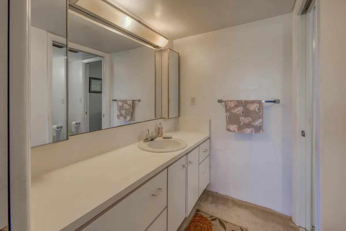 Unit 301 photo 22