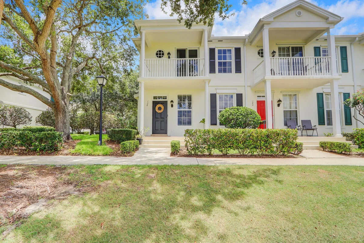 Charleston Court at Abacoa Residence photo 4