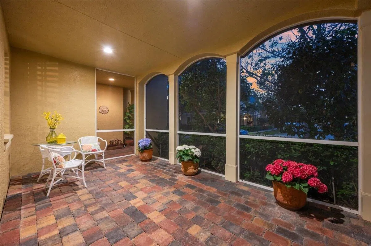 Canterbury Place Residence photo 7
