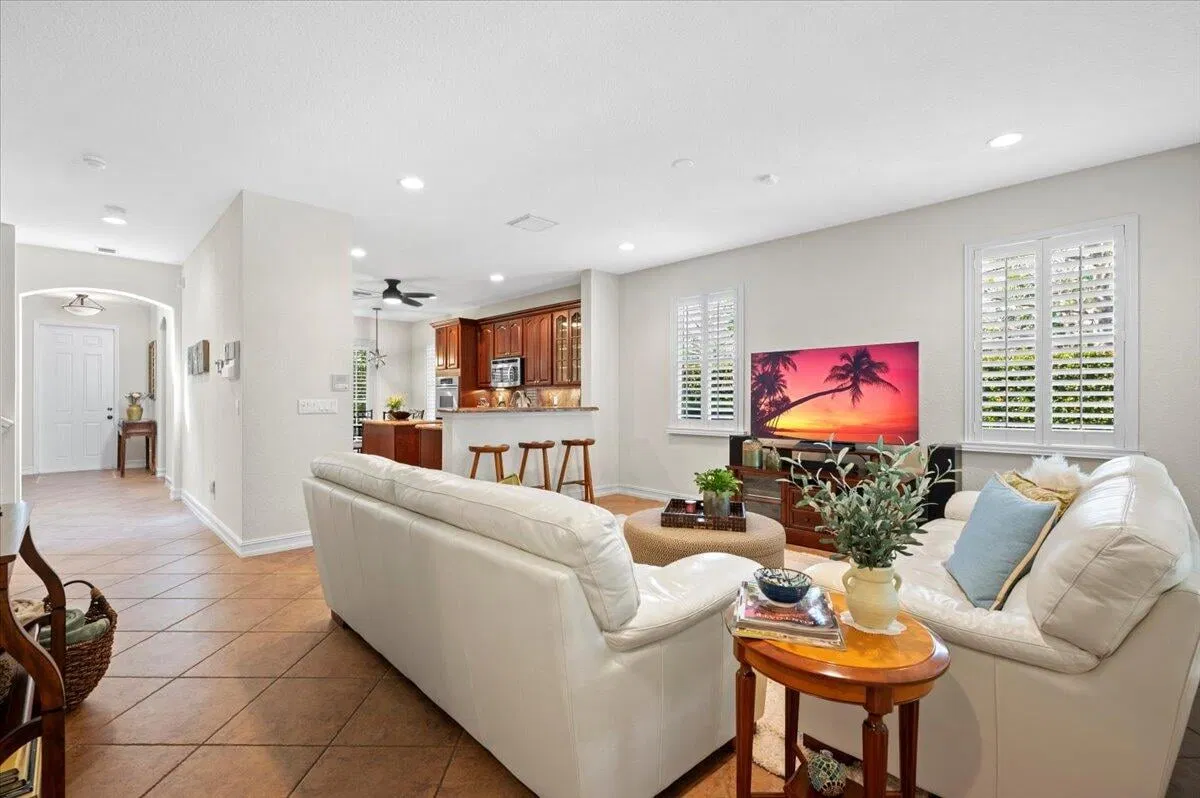 Canterbury Place Residence photo 13