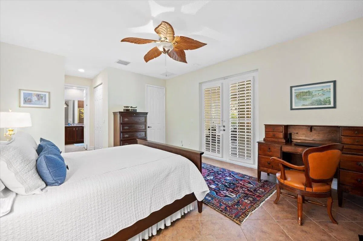 Canterbury Place Residence photo 22