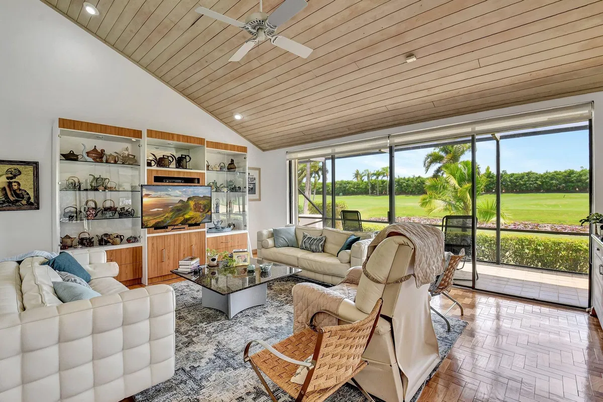 Boca Grove Residence photo 10