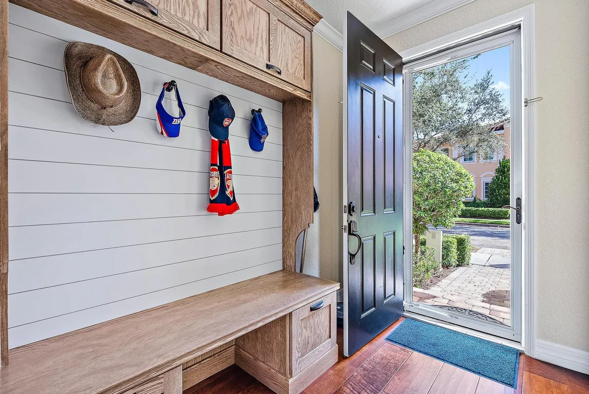 Canterbury Place Residence photo 10