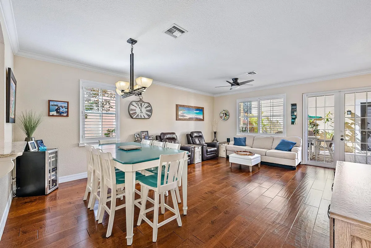 Canterbury Place Residence photo 19