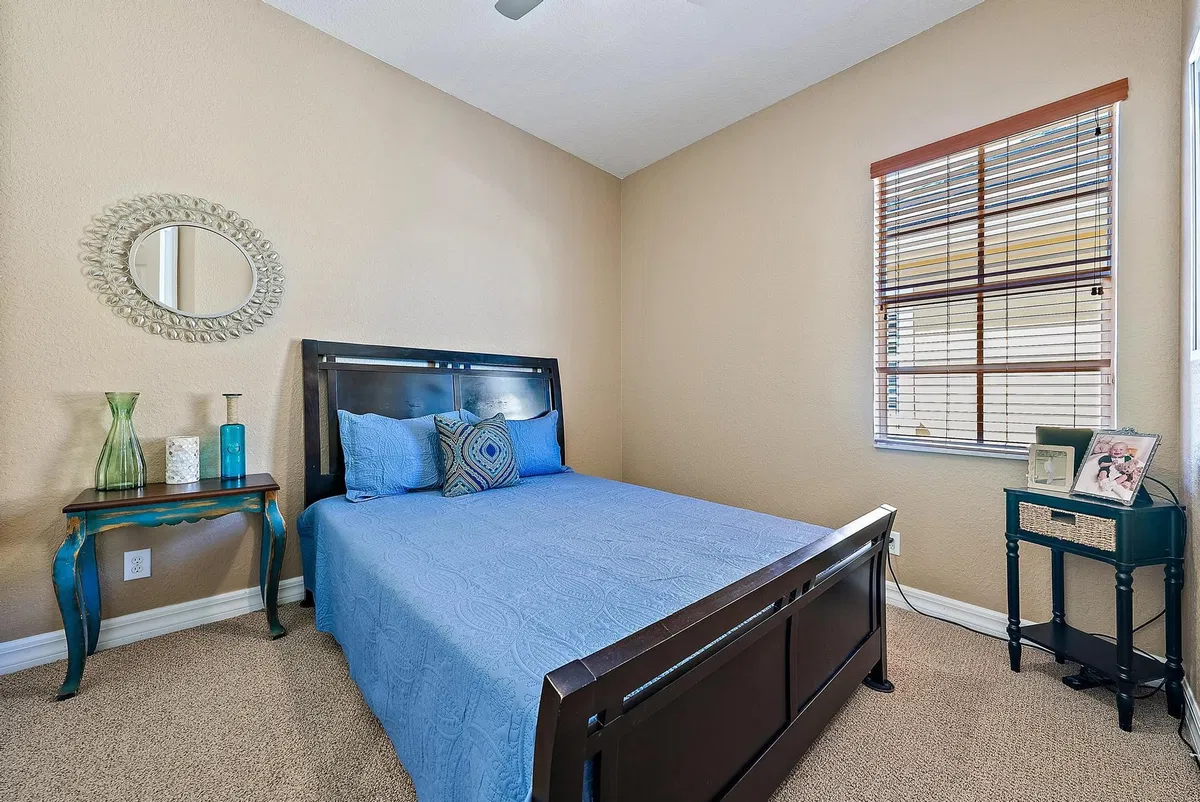 Canterbury Place Residence photo 37