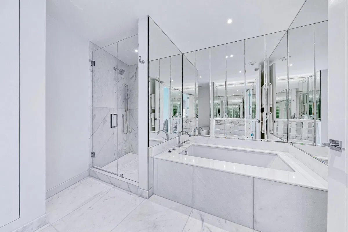 Palm Beach Towers, Palm Beach Unit 215/216 A photo 10