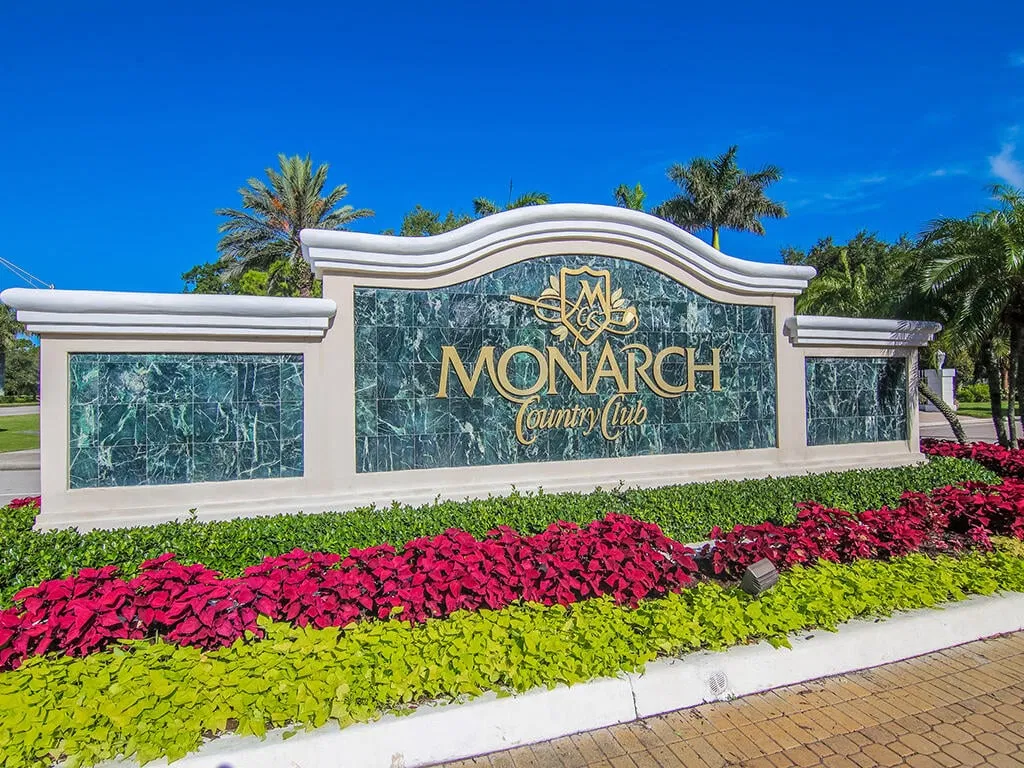 Monarch Country Club Residence photo 4