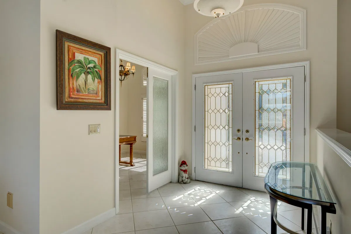 Monarch Country Club Residence photo 7