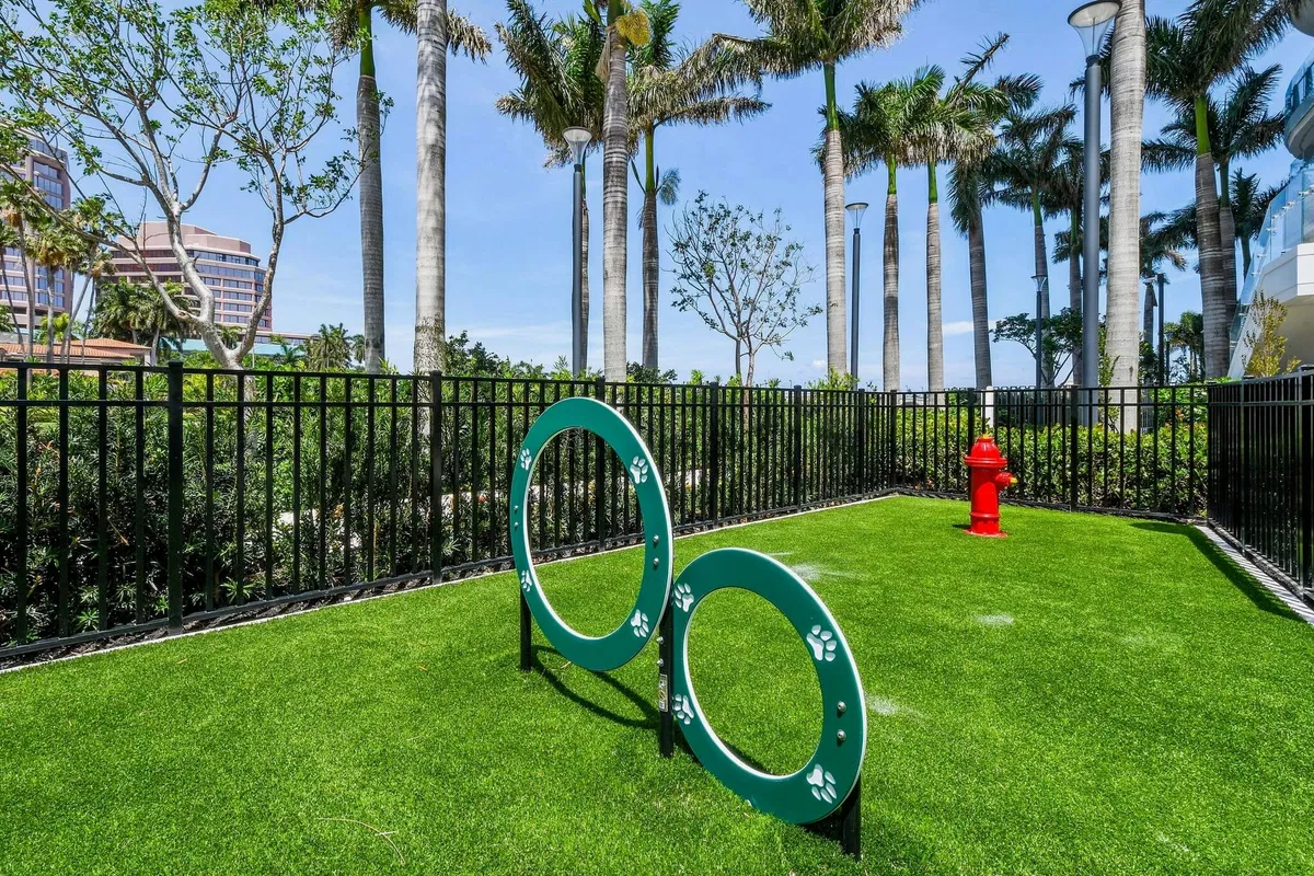 The Bristol Palm Beach Unit 1401 photo 28