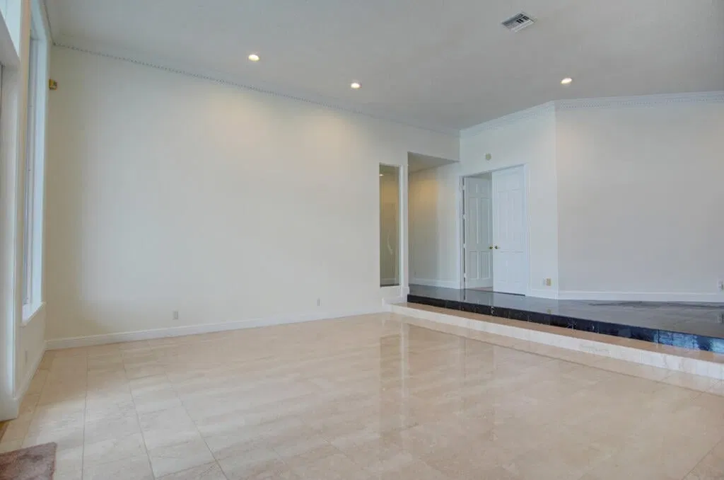  Residence photo 19