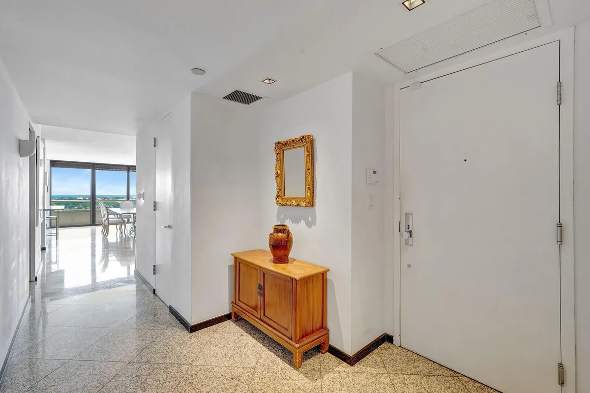 The Plaza of The Palm Beaches Unit 12 C/D