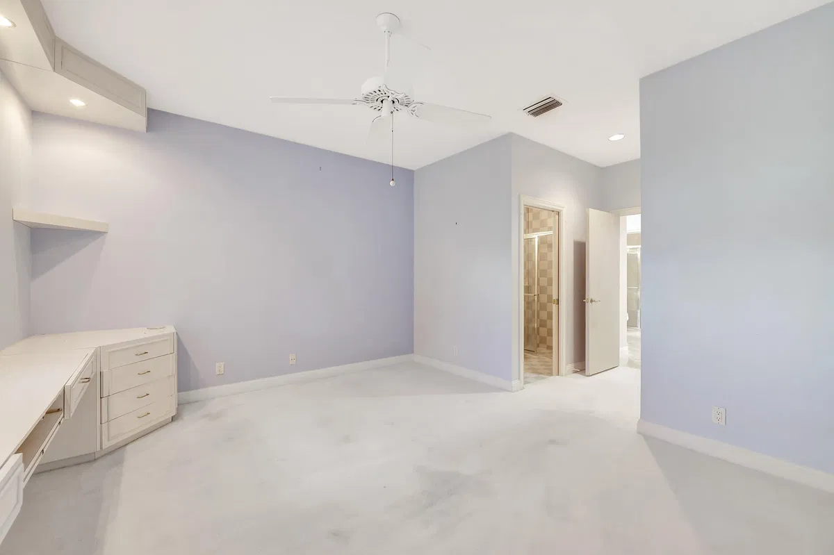 Monarch Country Club Residence photo 46