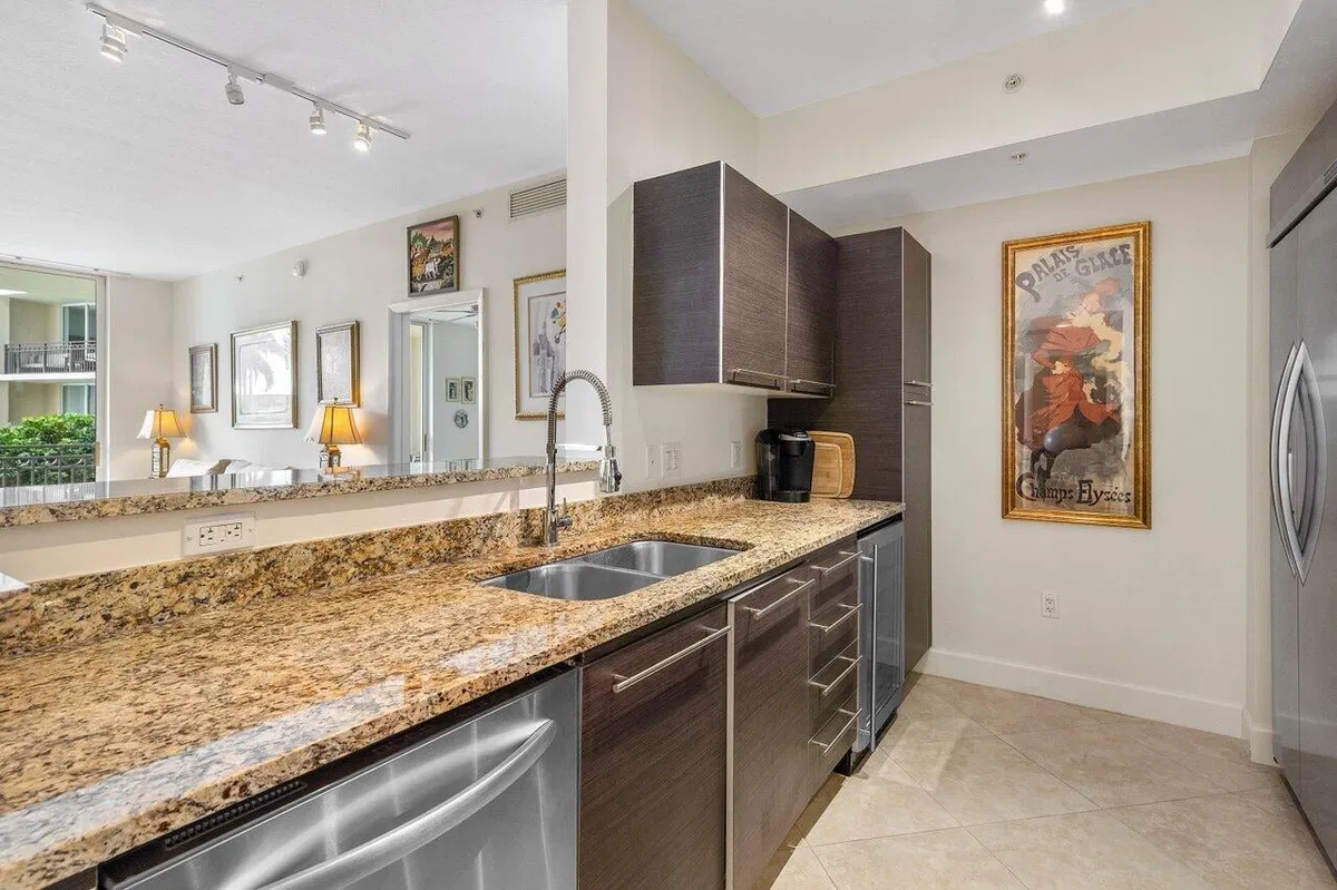 CityPlace South Tower Unit 1007 photo 13