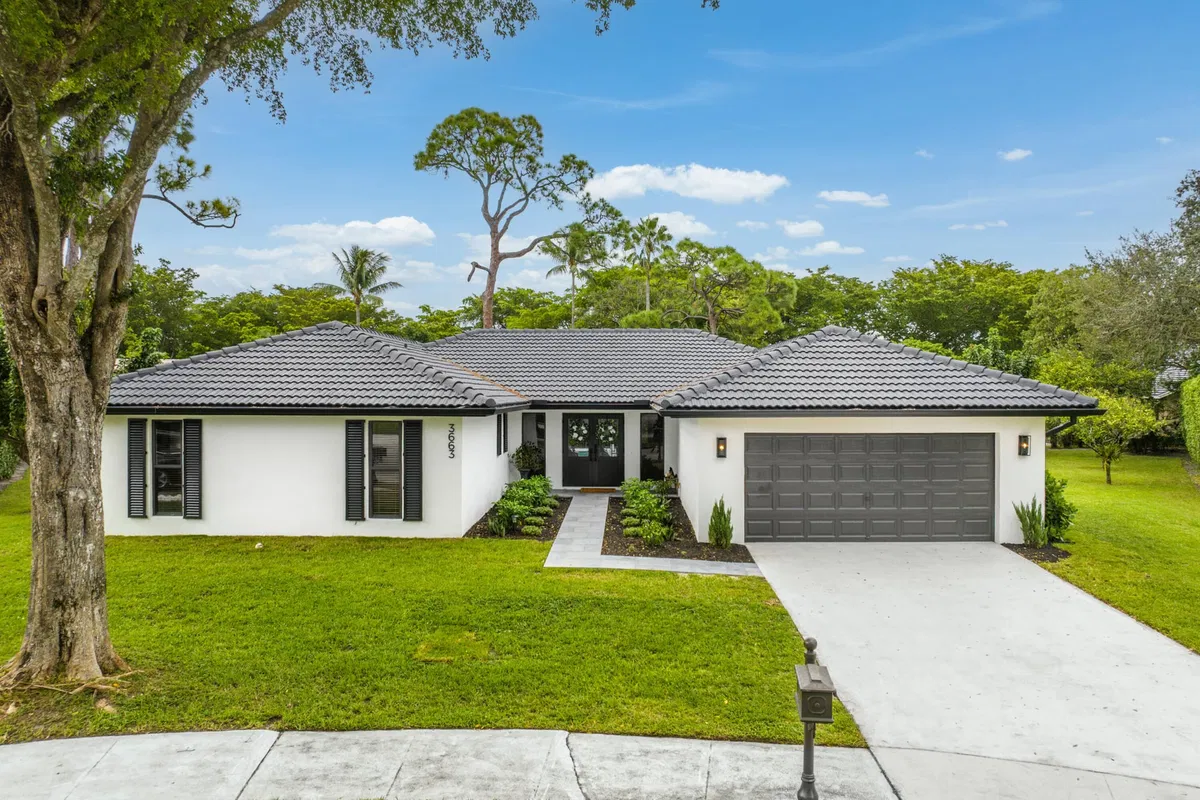 Millpond Boca Raton Residence