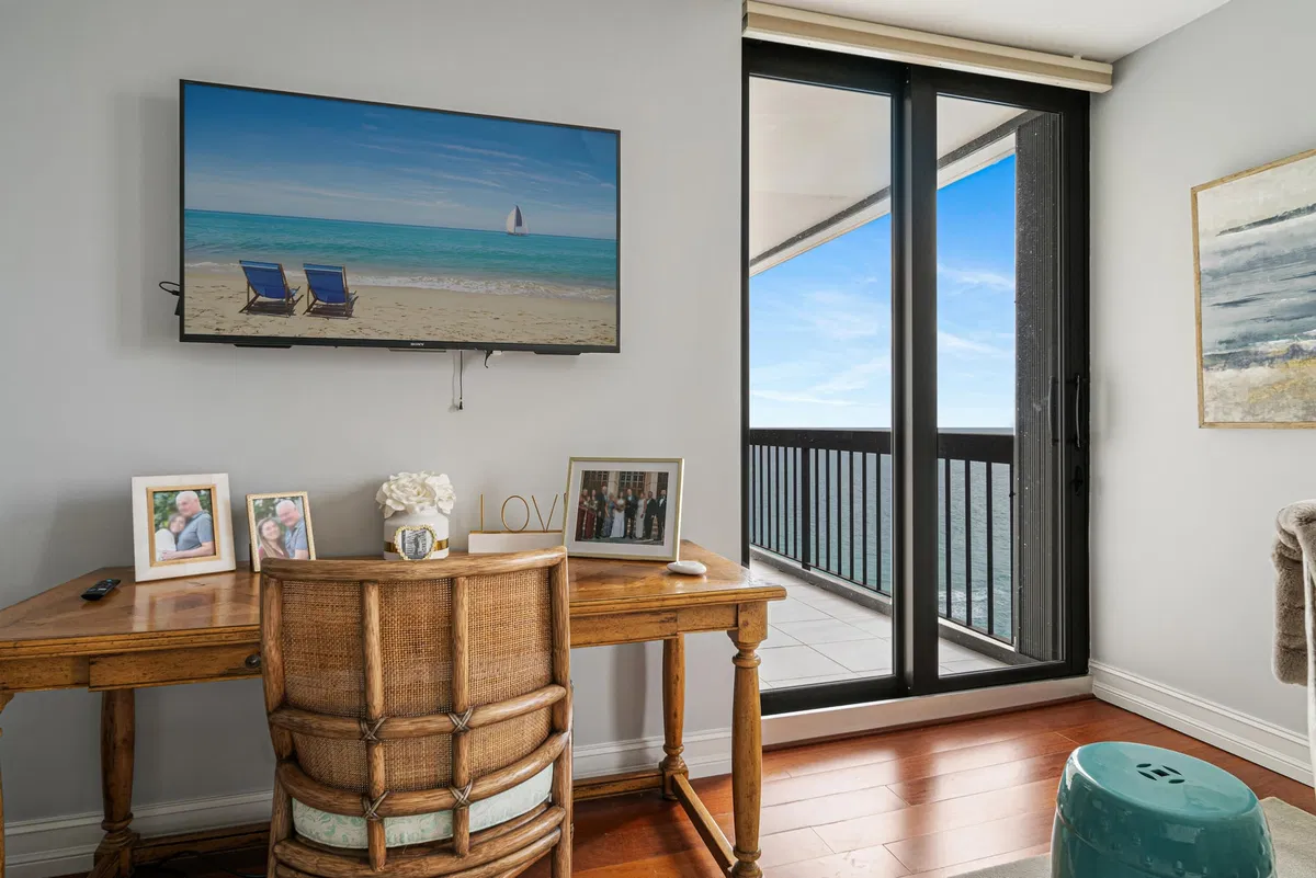 Eastpointe Singer Island Unit 19d photo 31