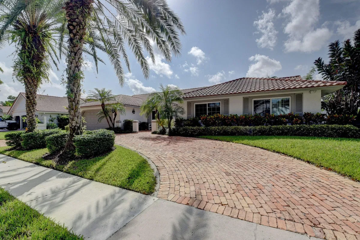 New Floresta Boca Raton Residence