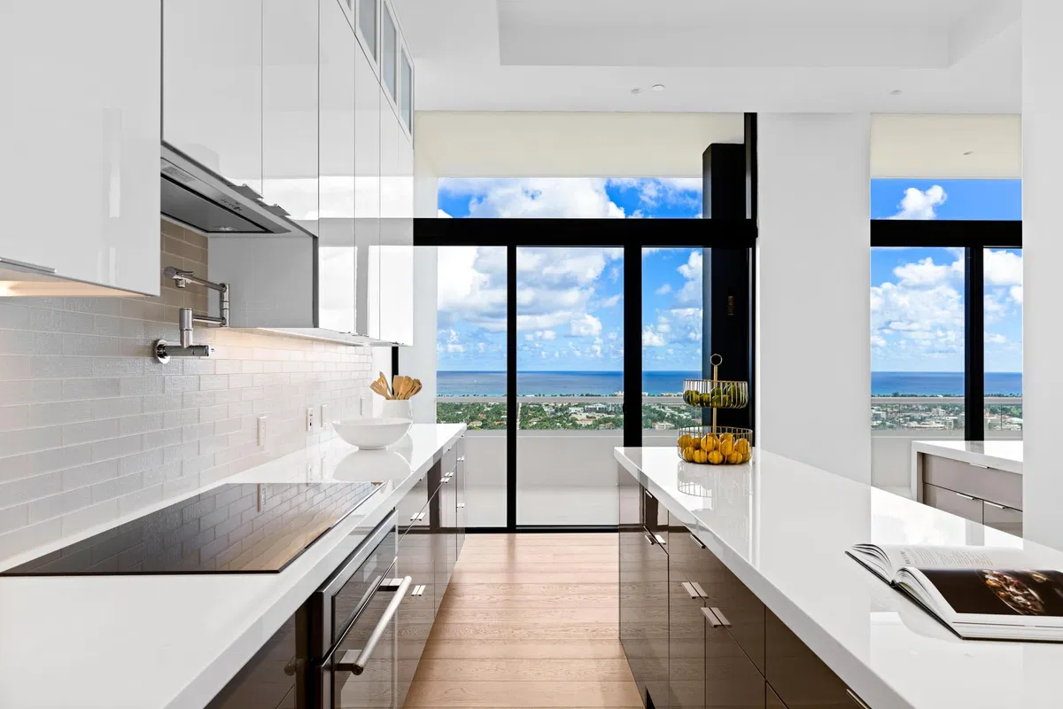 The Plaza of The Palm Beaches Unit Gph4 photo 7