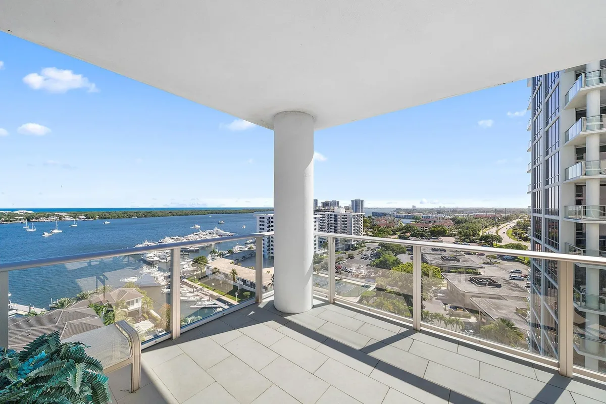 Water Club North Palm Beach Unit 1404 photo 10