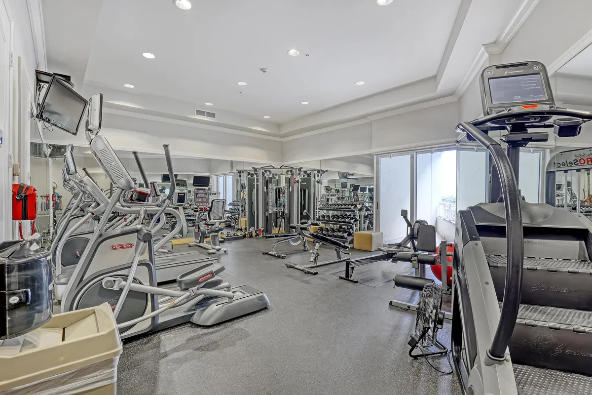 Esplanade Grande Unit Ph1 photo 79