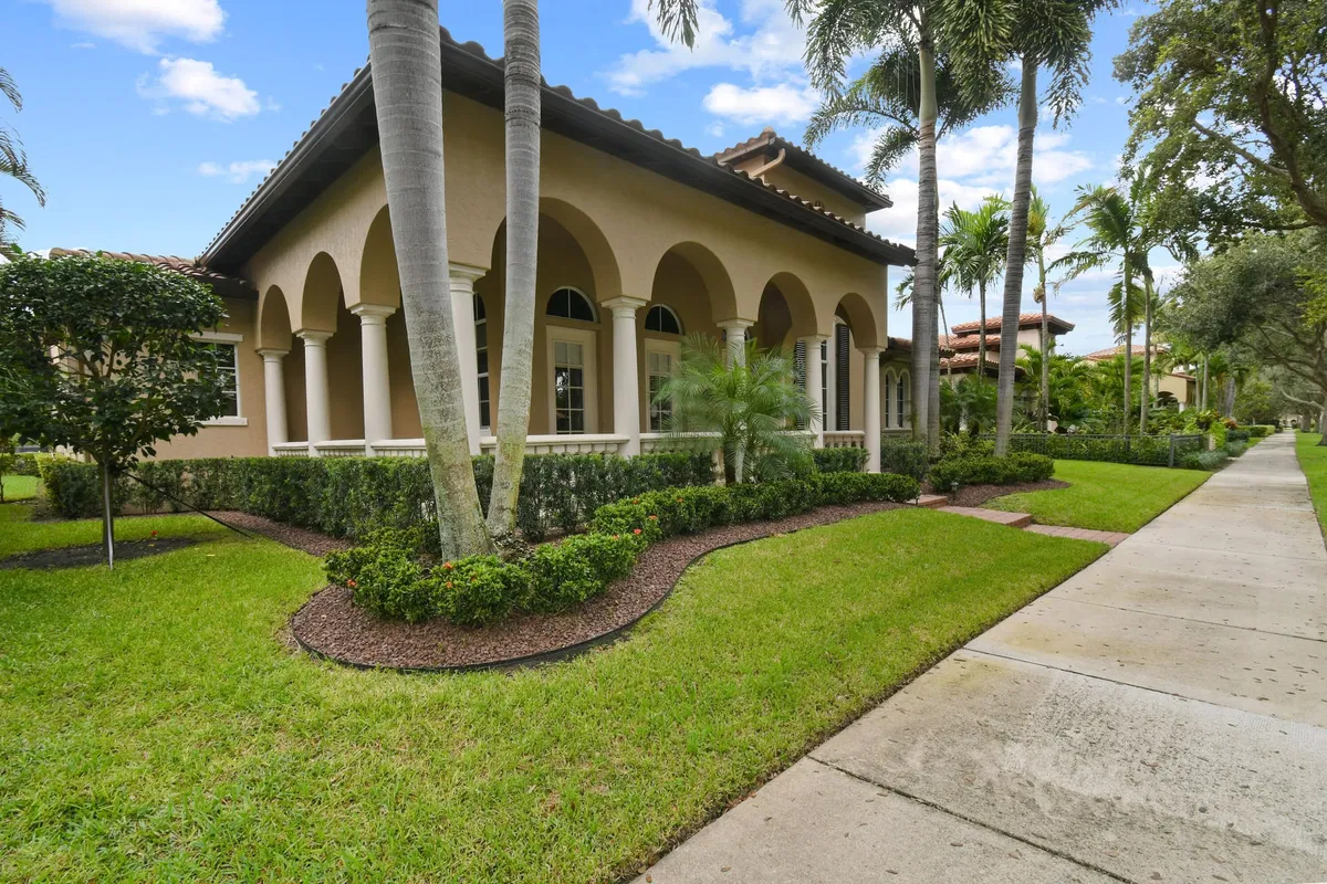 Valencia at Abacoa Residence photo 4