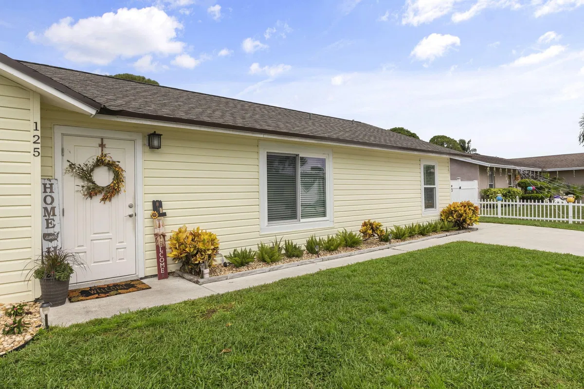 Residence photo 4