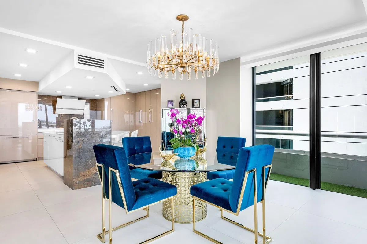 The Plaza of The Palm Beaches Unit 11ef photo 7