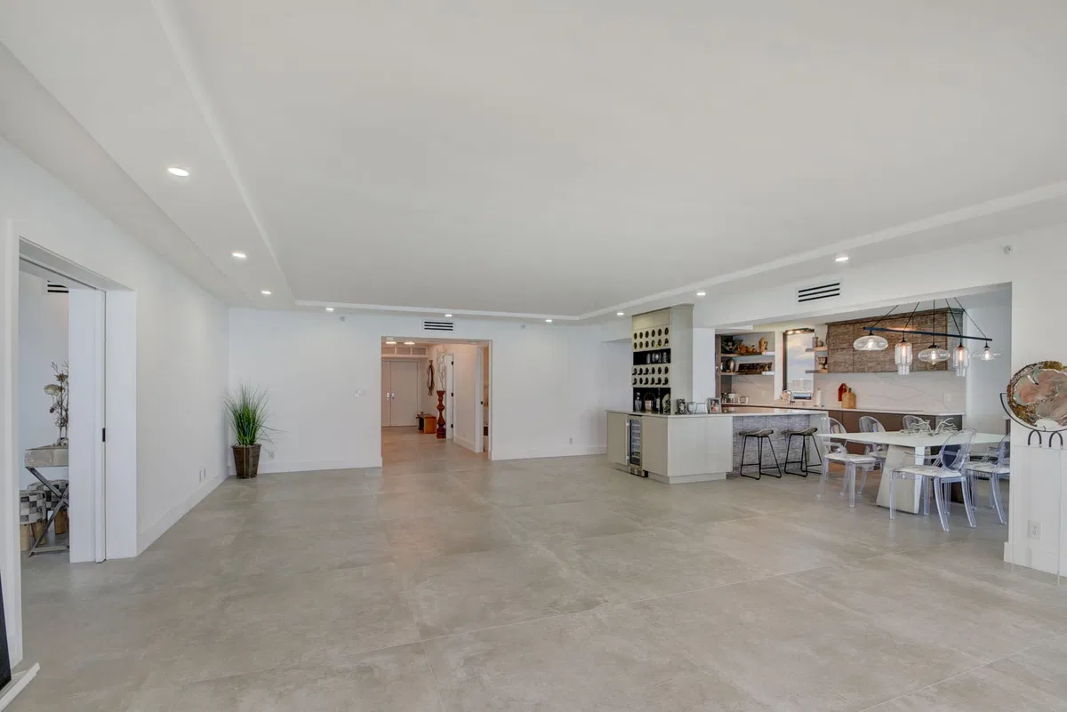 Eastpointe Singer Island Unit 16i photo 10