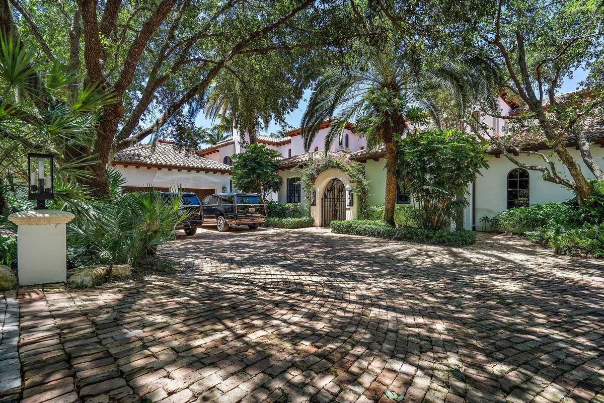 Bear's Club Residence photo 25