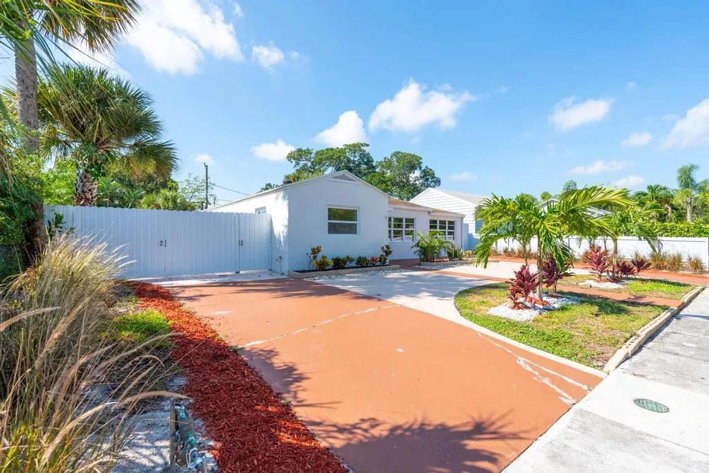 West Palm Beach Residence photo 7