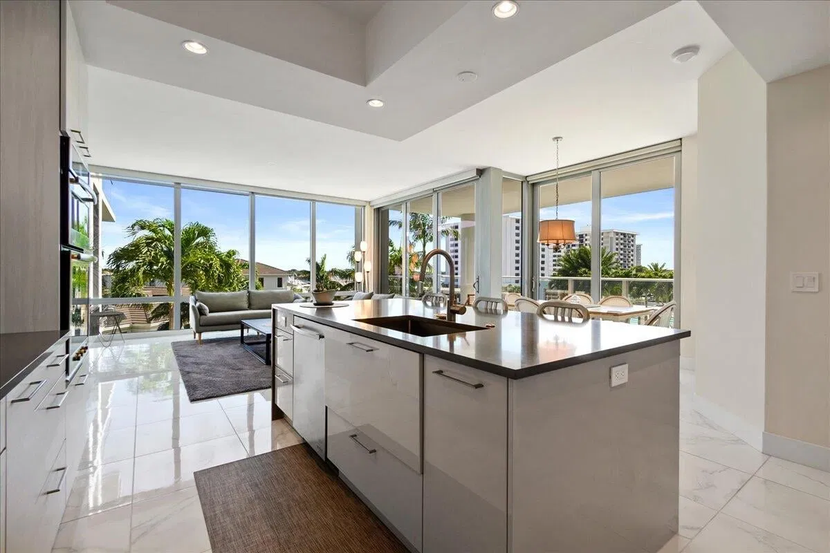 Water Club North Palm Beach Unit 404-S photo 4
