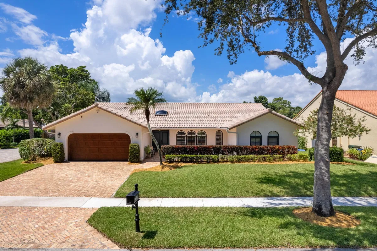 New Floresta Boca Raton Residence