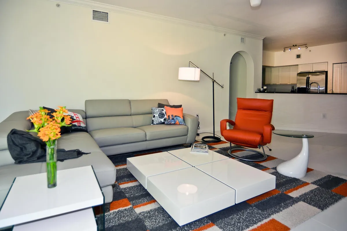 The Astor Unit 502 photo 4