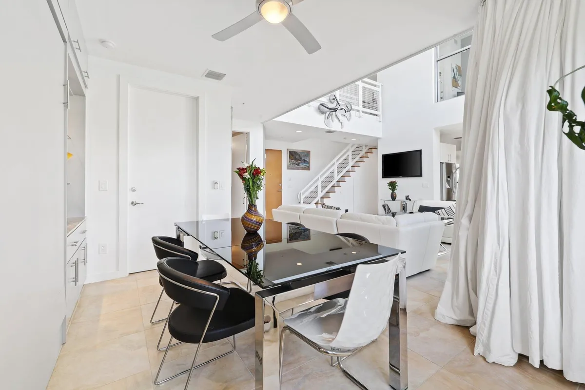 The Meridian Unit 306 photo 10