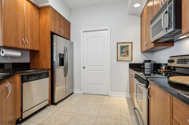 One City Plaza Unit 905 photo 7
