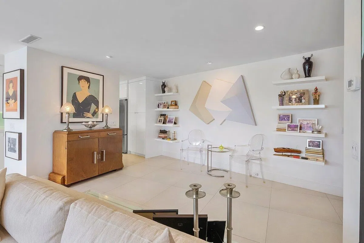 Palm Beach Towers, Palm Beach Unit 122b photo 10