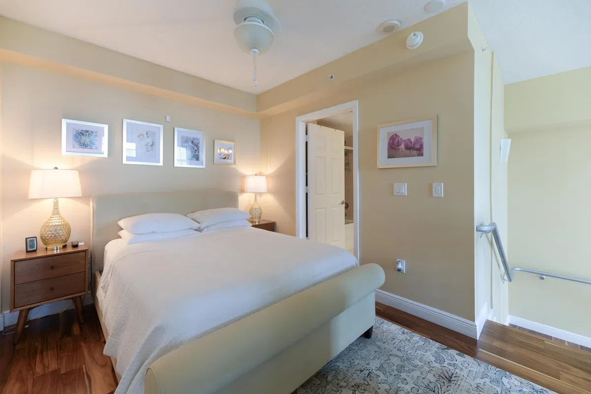610 Clematis Unit 513 photo 10
