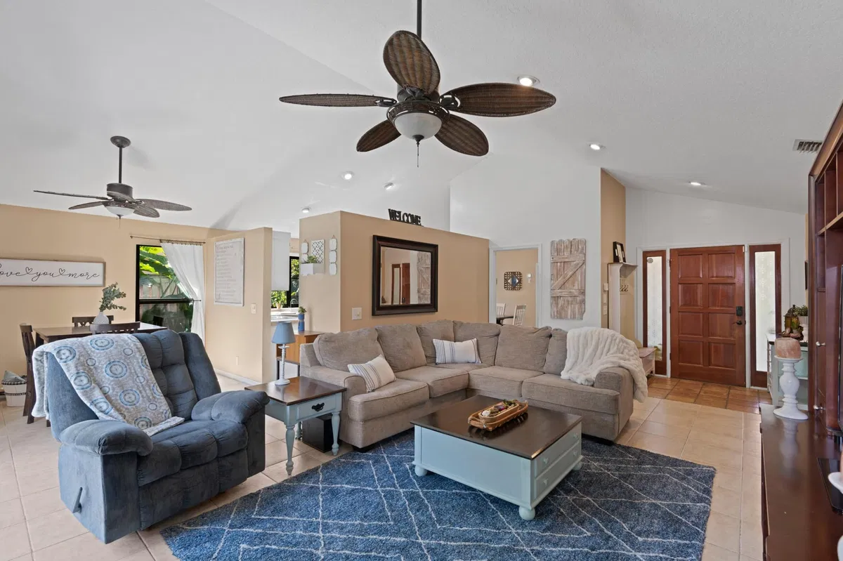 Residence photo 19