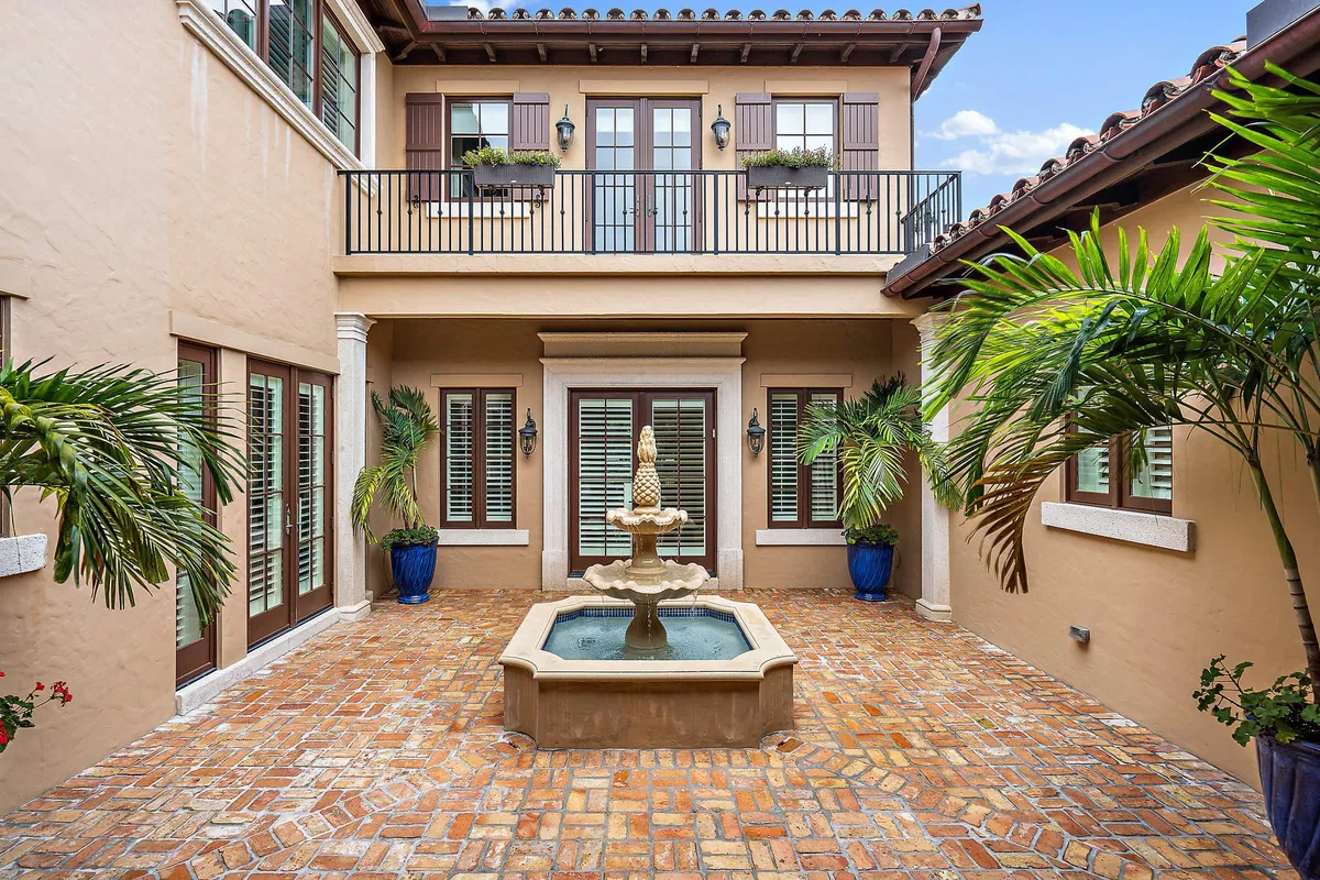 Bear's Club Residence photo 10