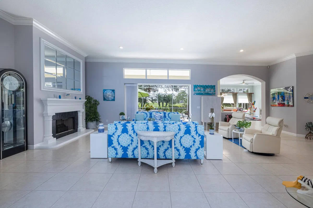 Monarch Country Club Residence photo 10