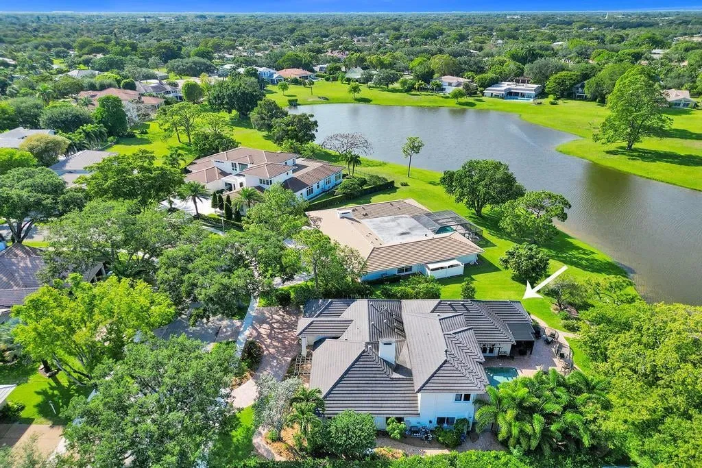 Boca Bath & Tennis Residence photo 7