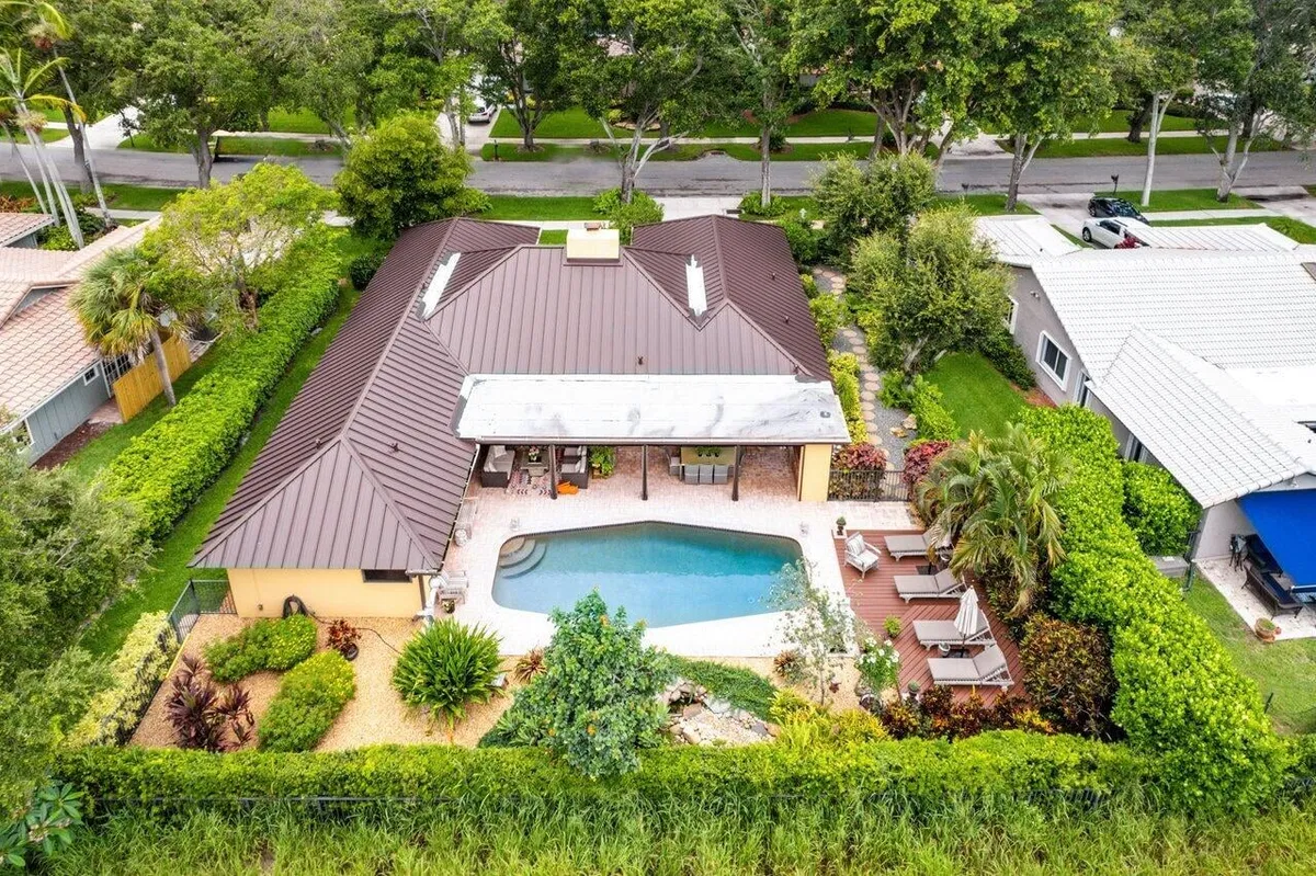Millpond Boca Raton Residence