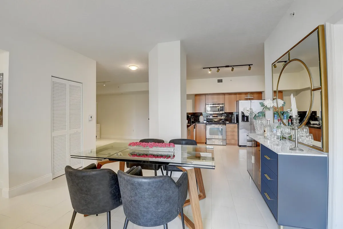 Pineapple Grove Village Condominiums Unit 2403 photo 4