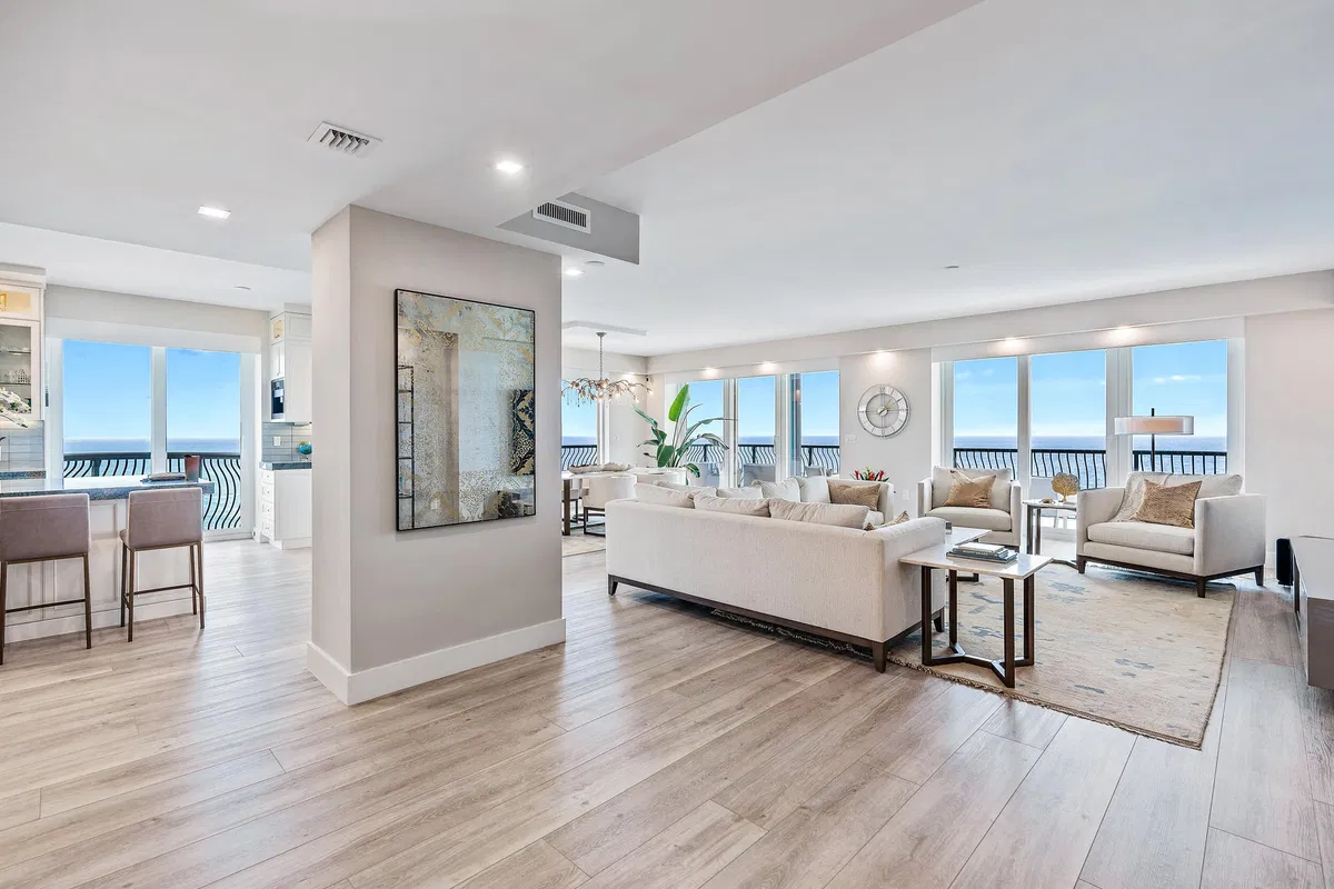 Via Delfino Condominium Unit 1901 photo 7