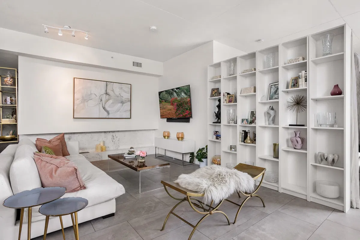 Villa Lofts Unit 302 photo 7