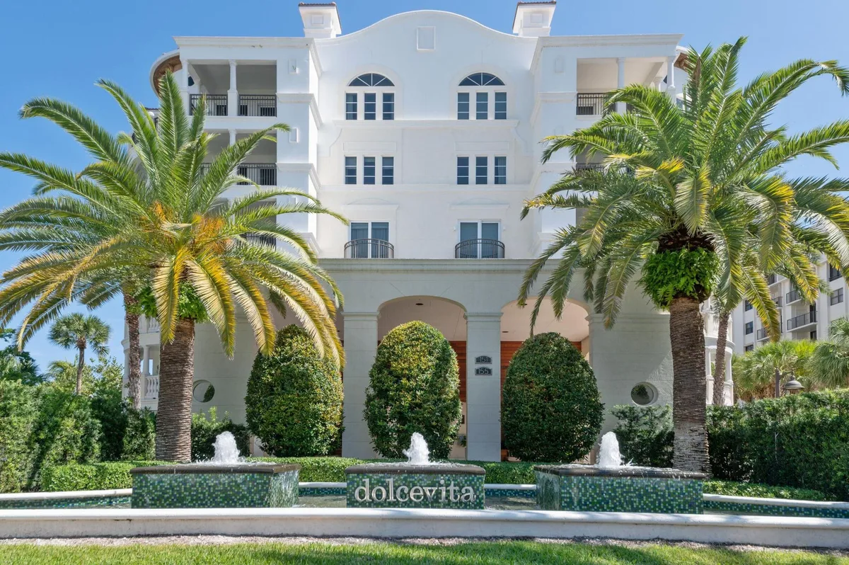 Dolce Vita Singer Island Unit 105