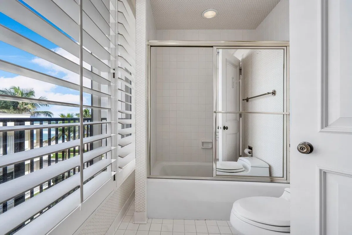 Dunster House Palm Beach Unit 4c photo 16